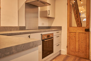 Kitchen- click for photo gallery